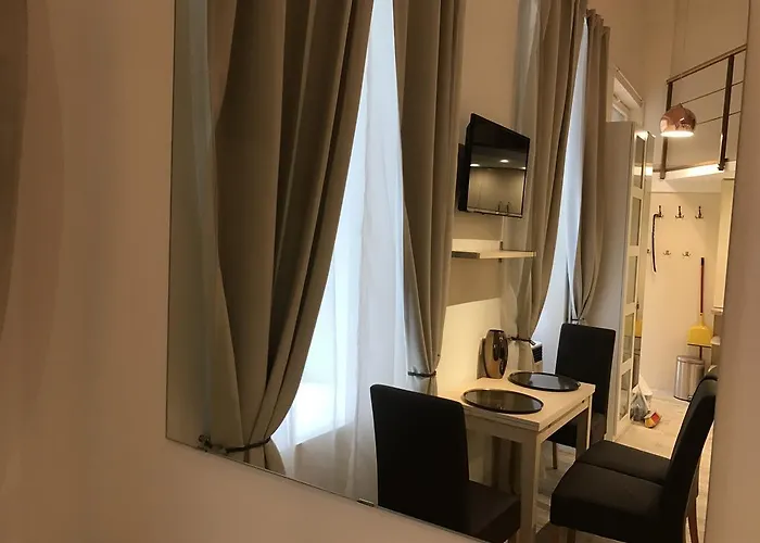 Goldcentral Gozsdu Apartment-downtown Prime Location Daire Budapeşte
