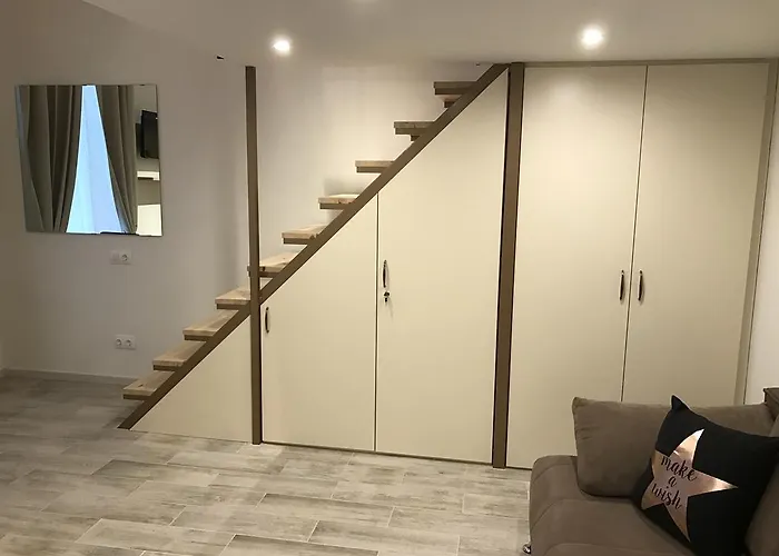 Goldcentral Gozsdu Apartment-downtown Prime Location Apartament