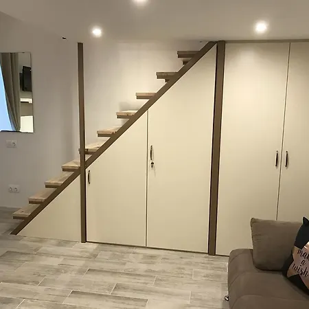 Goldcentral Gozsdu Apartment