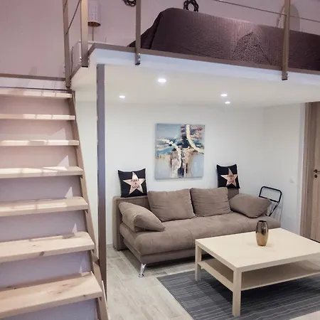 Goldcentral Gozsdu Apartment Budapest