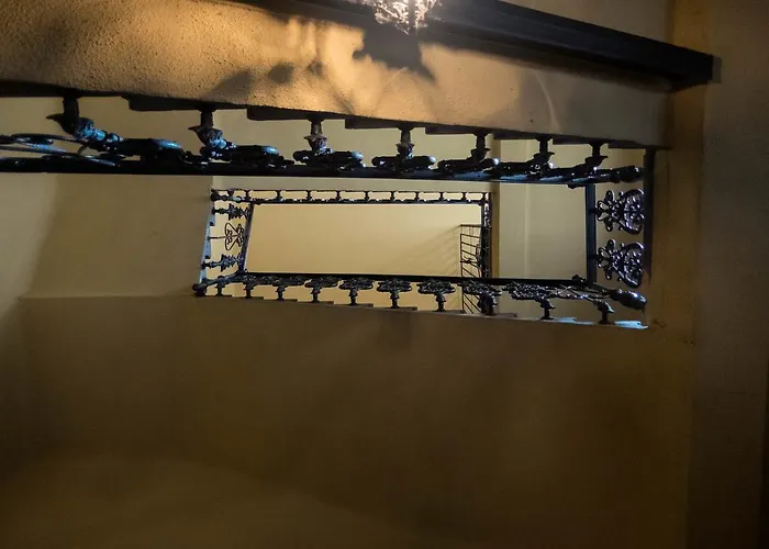Goldcentral Gozsdu Apartment-downtown Prime Location * بودابست